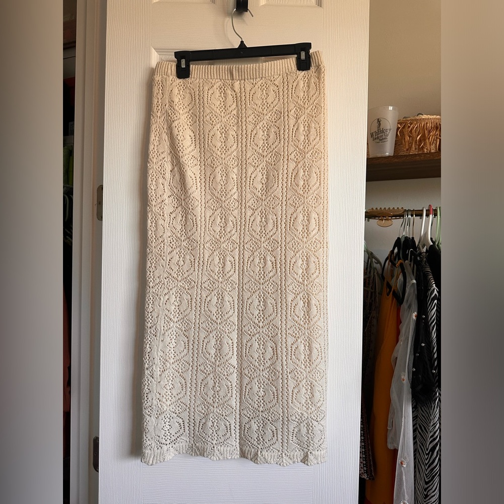 Elegant Cream Maxi Skirt